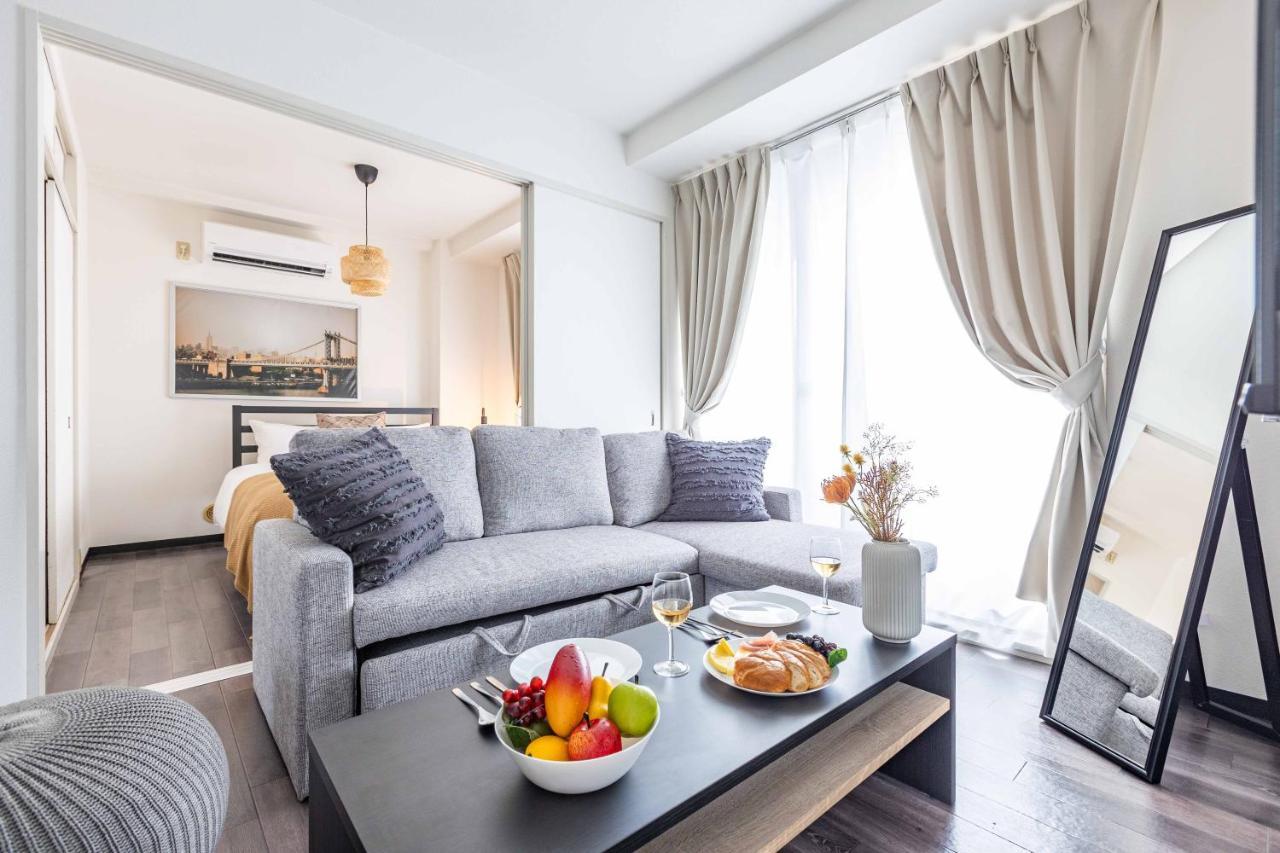 1st Apartment