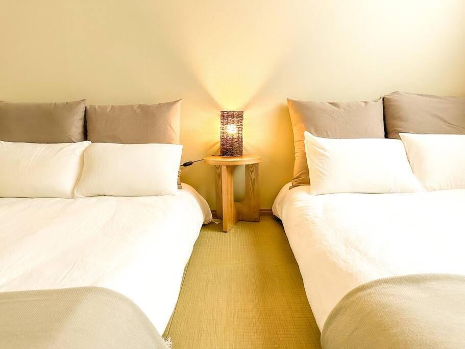 Holiday home 全新～和風獨立屋*兩浴兩衛*商店街*大型超市*車站4分鐘*機場鐵路35分鐘直達 提供接送機/導遊服務 *
