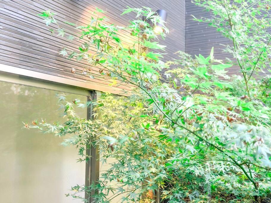 Holiday home 全新～和風獨立屋*兩浴兩衛*商店街*大型超市*車站4分鐘*機場鐵路35分鐘直達 提供接送機/導遊服務