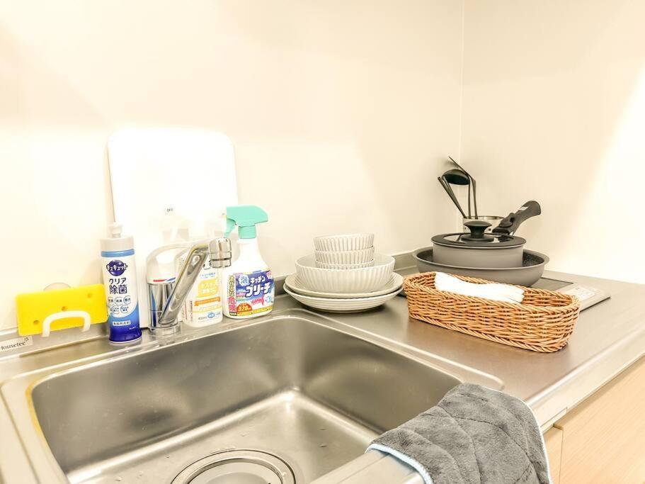 全新～和風獨立屋*兩浴兩衛*商店街*大型超市*車站4分鐘*機場鐵路35分鐘直達 提供接送機/導遊服務 Holiday home Osaka