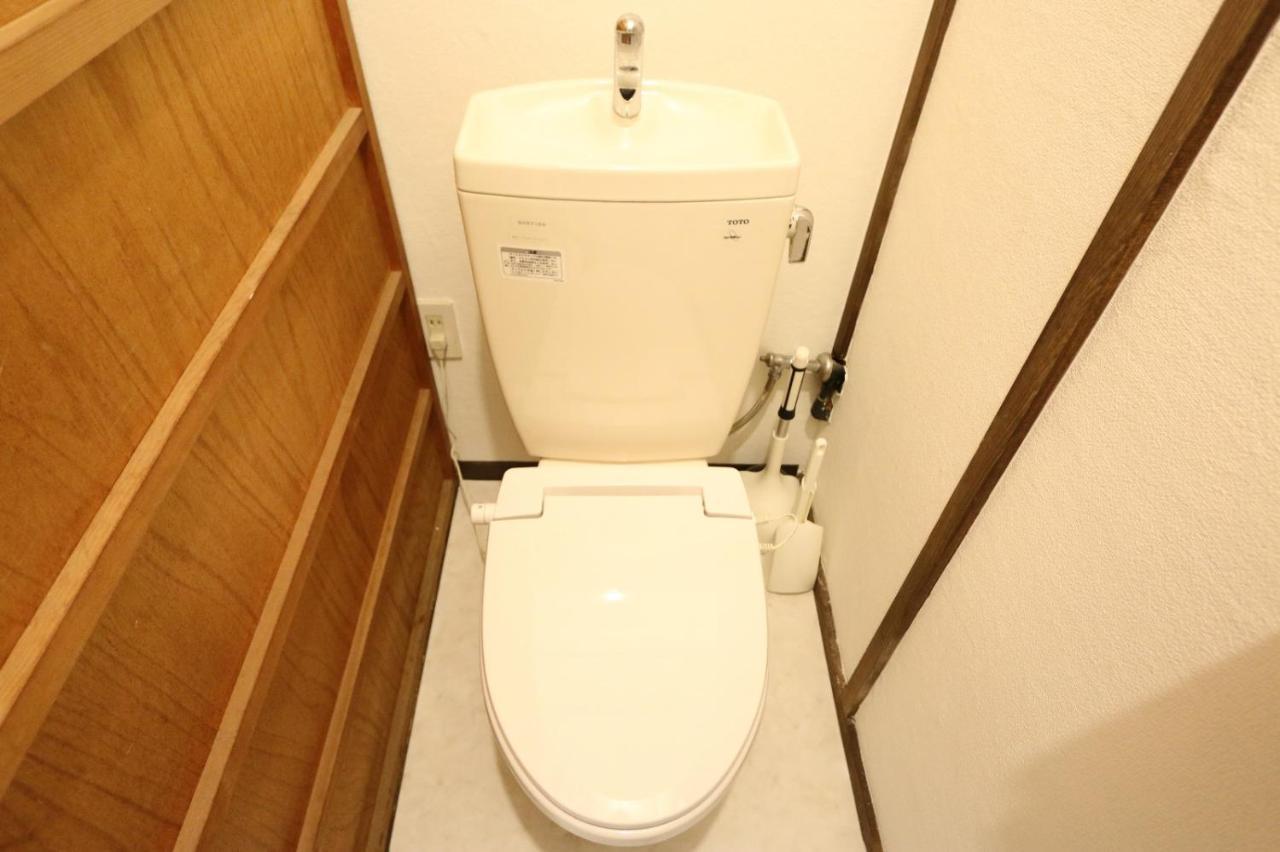 Downtown Area Shinsaibashi Japanese House 11ppl Debby1 Osaka