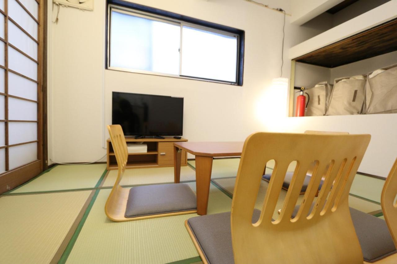 Downtown Area Shinsaibashi Japanese House 11ppl Debby1 *