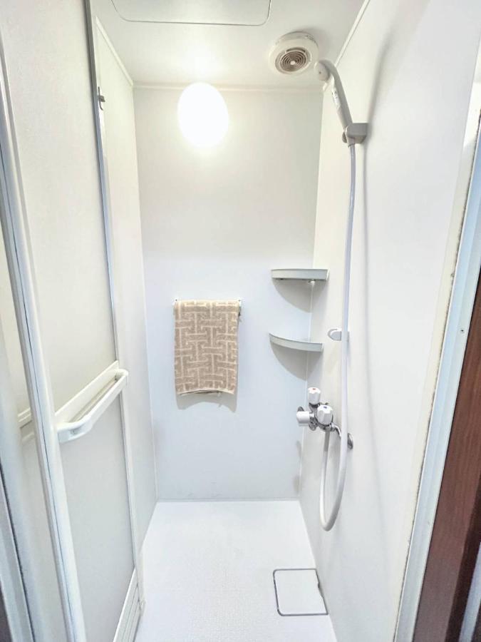 Guest house ホステル今鶴 ダブルルーム 301号室 Osaka