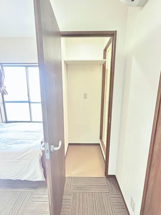 ホステル今鶴 ダブルルーム 301号室 Guest house *