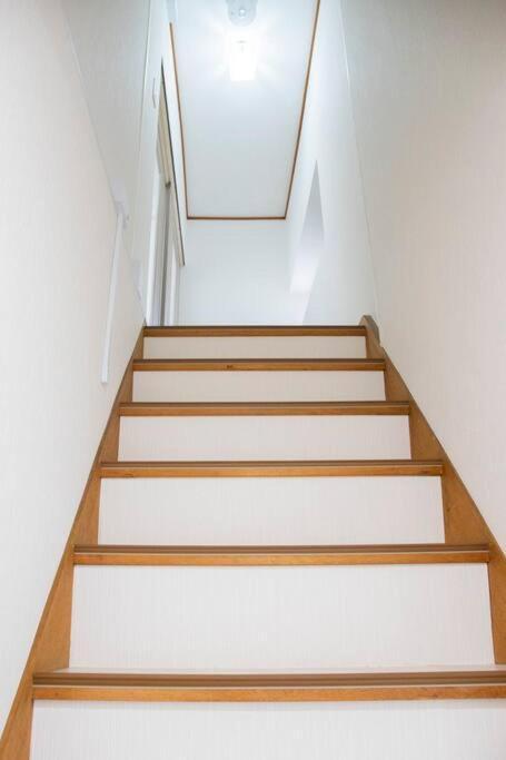 梅田usjハウス：駅近・駐車場完備・wi-fi貸出可 Apartment Osaka