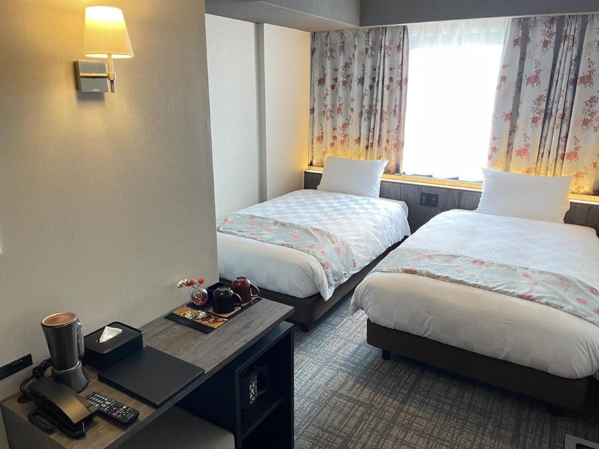 The B Osaka-shinsekai Hotel