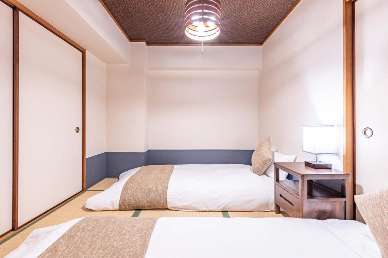 River Side Namba 202 Apartment *