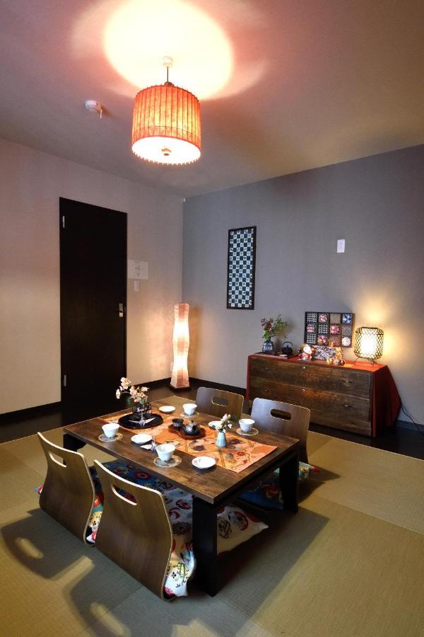 New-130m2 With 5toilets & 4 Showers-namba And Usj Nearby *