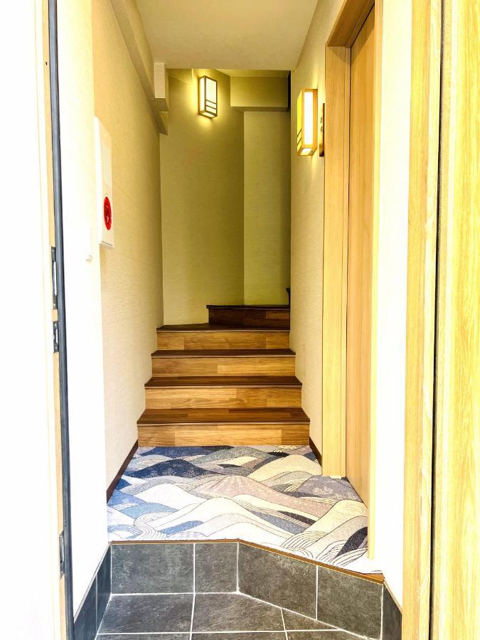和居鶴橋: Designer With Full Floor