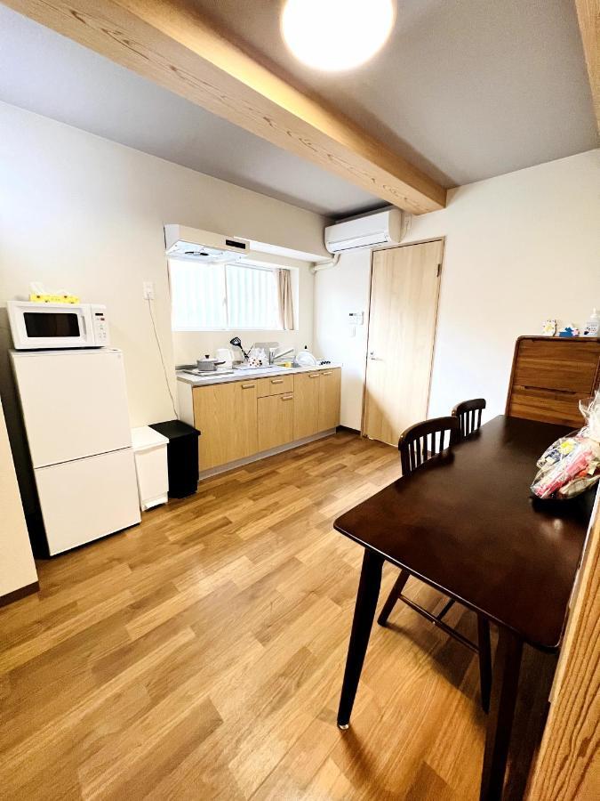 和居鶴橋: Designer With Full Floor Apartment