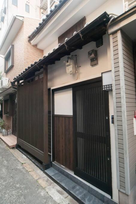 Matsuyamachi Shinsaibashi-1.6km 4ppl House Huihe Holiday home *