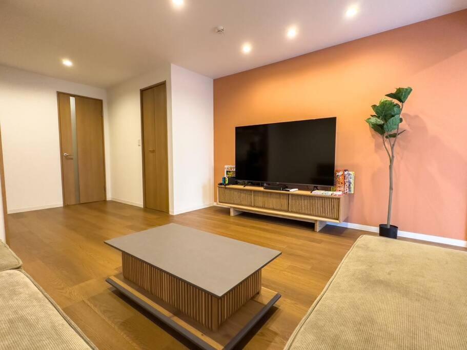 Apartment Tasonegrandstayosaka なんば日本橋高津1 *