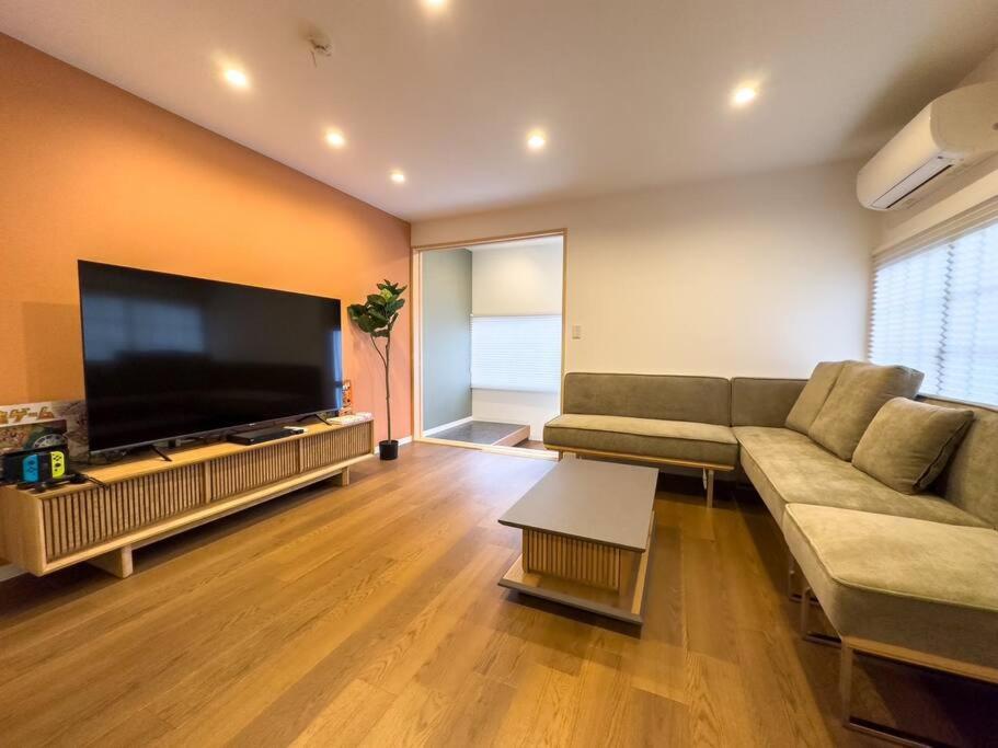 Apartment Tasonegrandstayosaka なんば日本橋高津1 Osaka