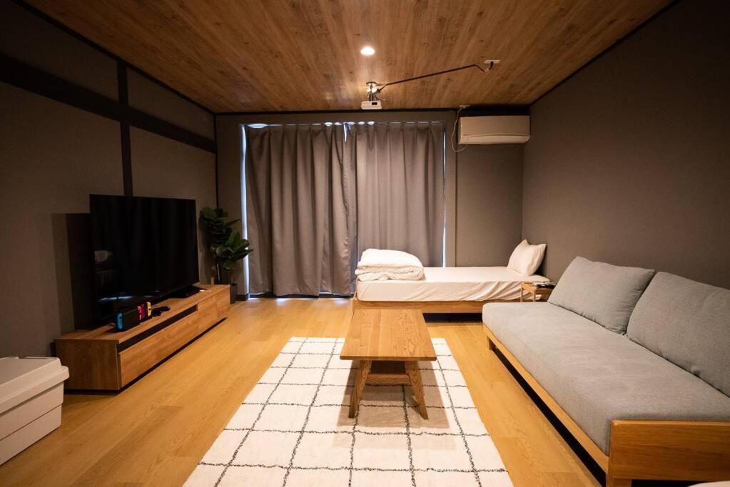 Tasoneurbanstayosaka なんば日本橋黒門テナント2f *