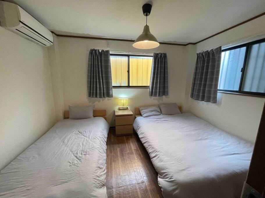 静かな住宅街の4ベッドルームステイ * Osaka