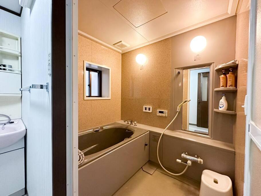Holiday home 7 Min To Sta｜osaka 3beds 6ppl Usj Namba Dotonbori Ouyang *