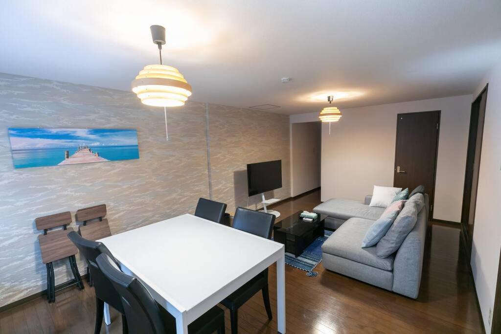 Apartment 広々戸建貸切11名様/jr寺田町徒歩3分/各線天王寺駅徒歩15分 *