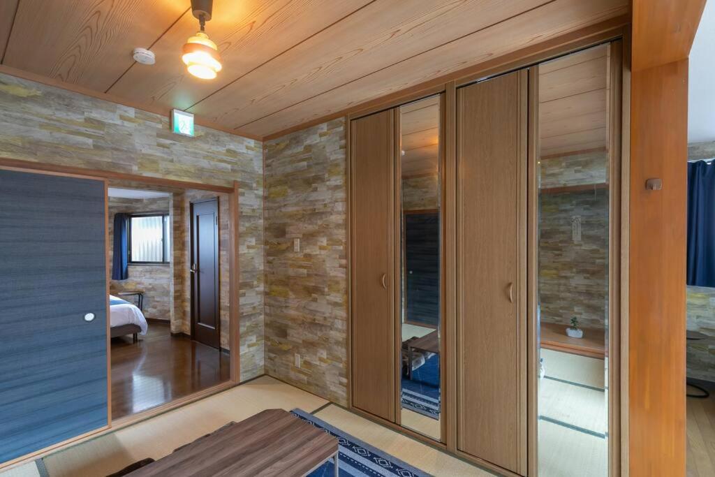 広々戸建貸切11名様/jr寺田町徒歩3分/各線天王寺駅徒歩15分 Apartment *