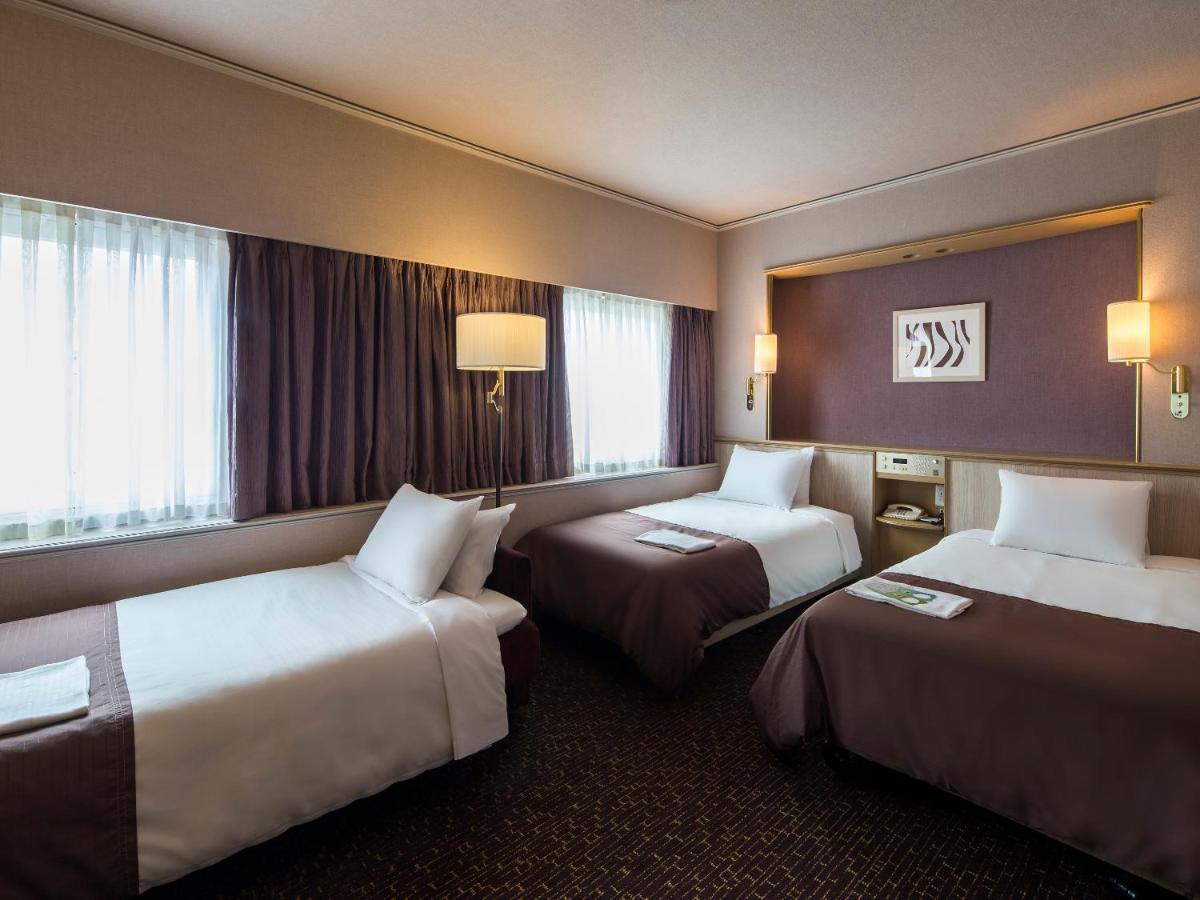 New Hankyu Hotel 4*