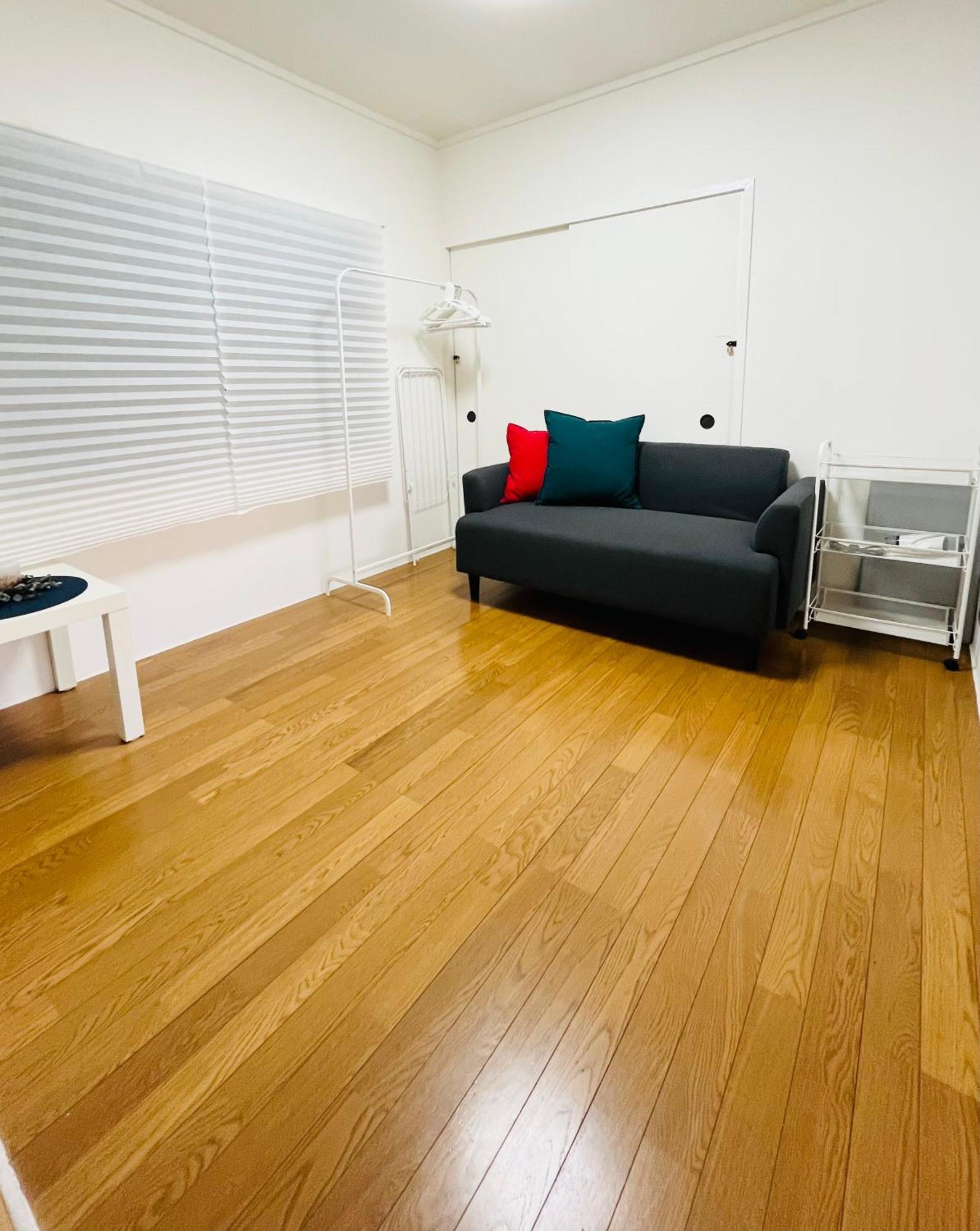 Izumi Apartment *