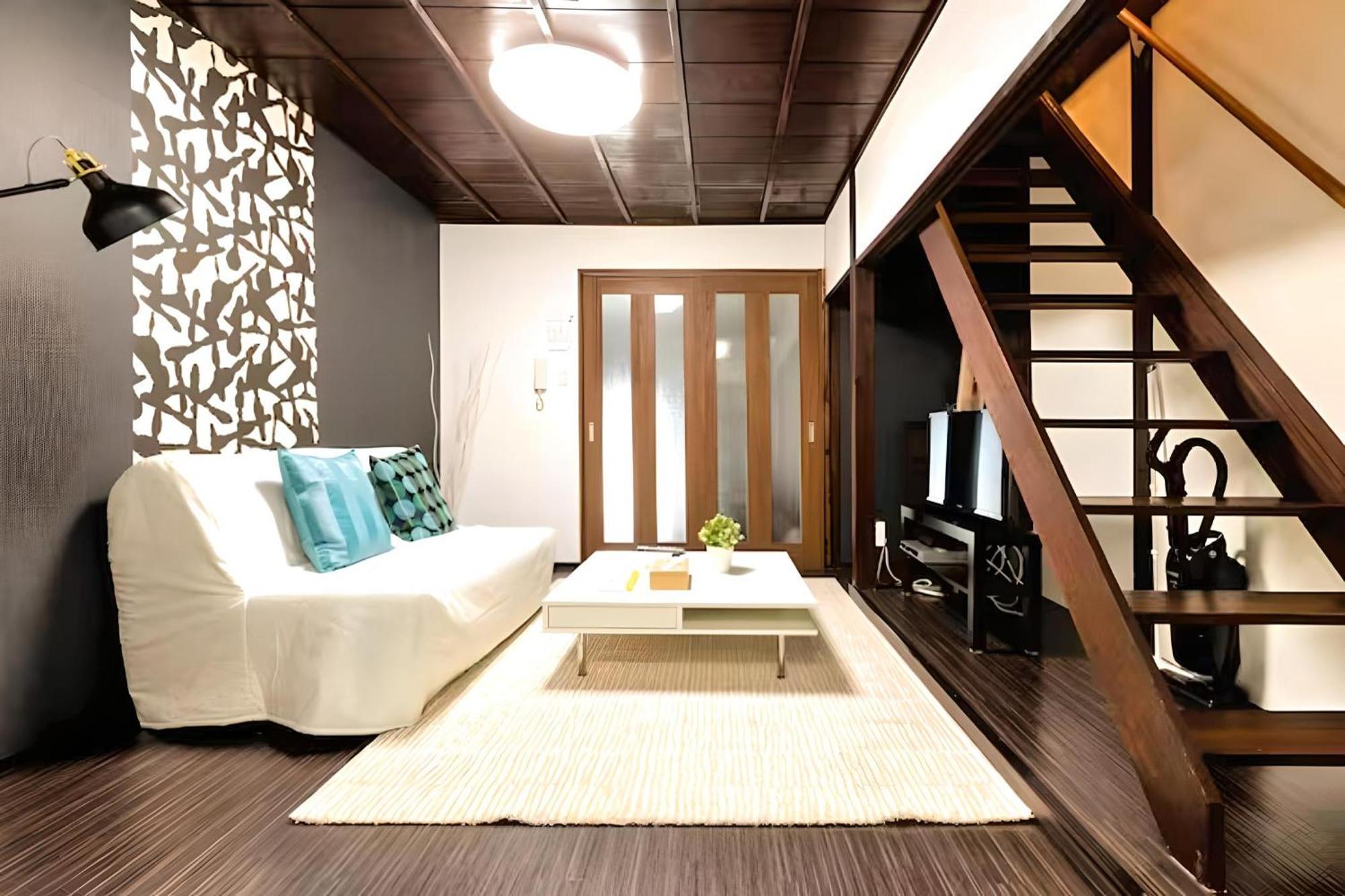 Yagara Terrace House A * Osaka