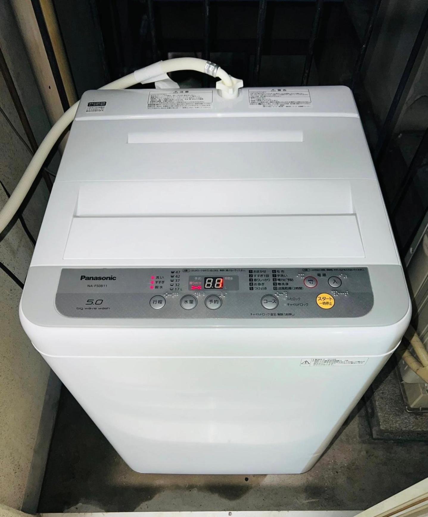 糖果屋岛之内