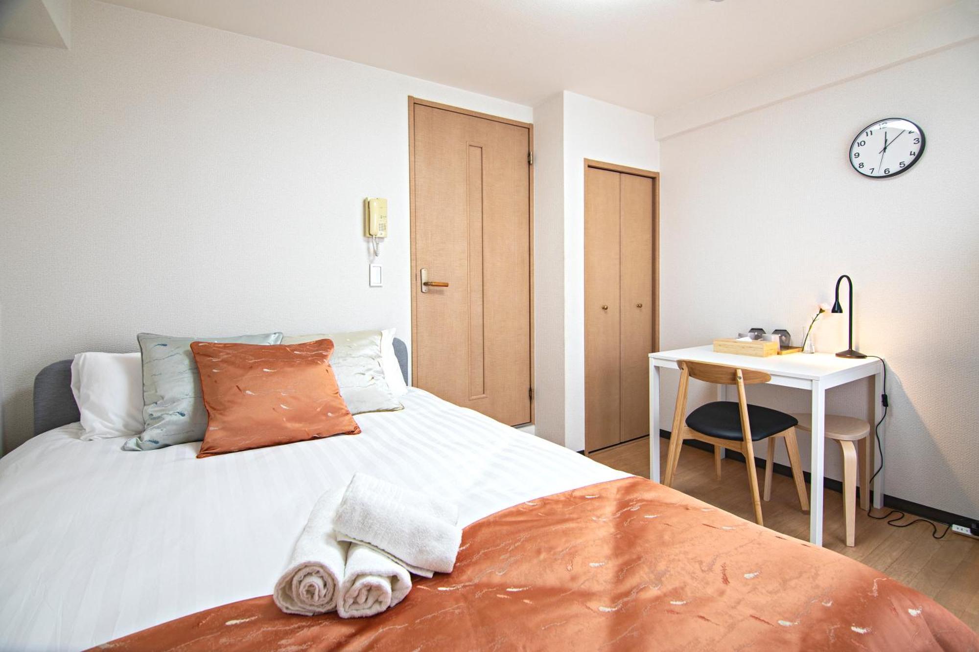 Namba 3 Min Walk From Imamiya Or Daikokucho Station