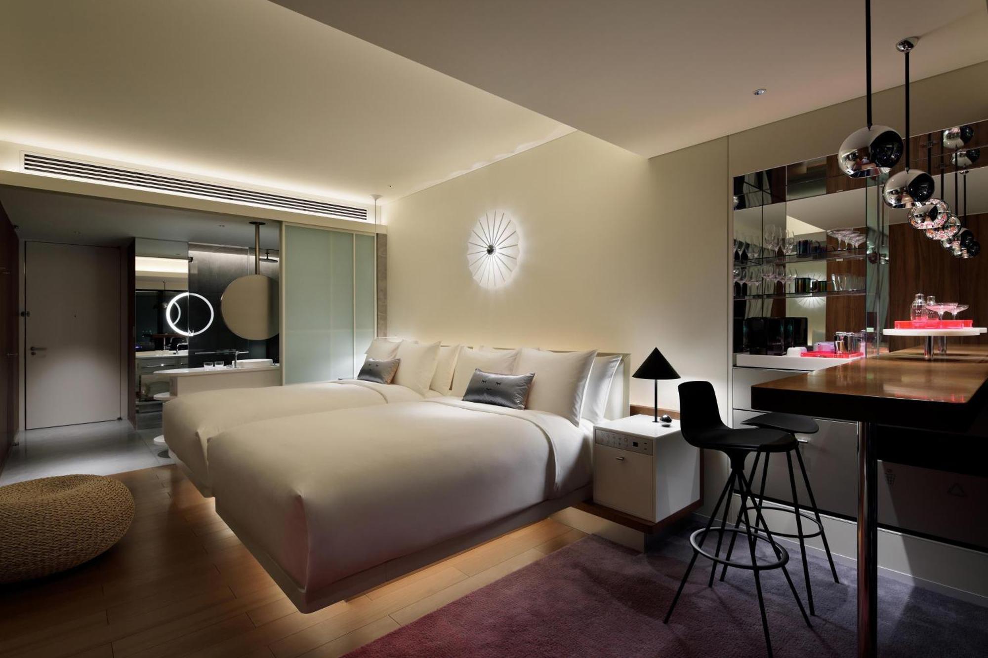 Hotel W 5*