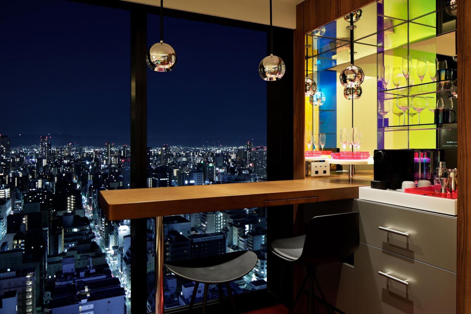 W Hotel 5*