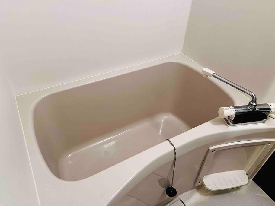 Apartment 全新上线花跡民宿4号馆201，关西机场直达萩之茶屋出站1分钟！难波心斋桥4分钟车程！ *