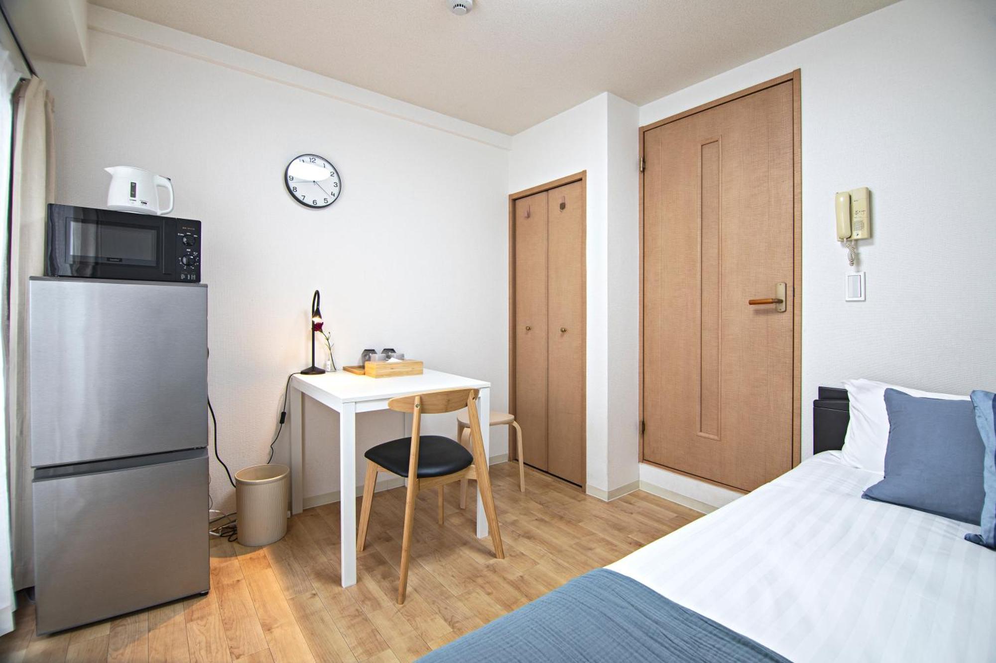 Apartment Namba 3 Min Walk From Imamiya Or Daikokucho Station *