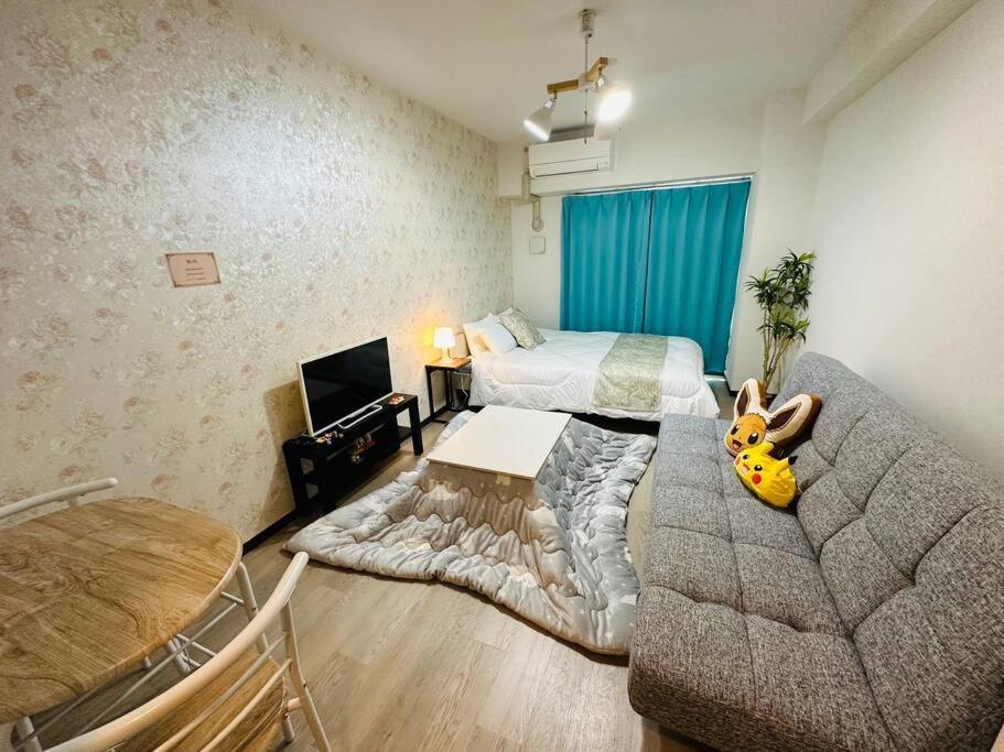 302 黒門市場1分!道頓堀まで徒歩8分!心斎橋まで徒歩9分 Apartment