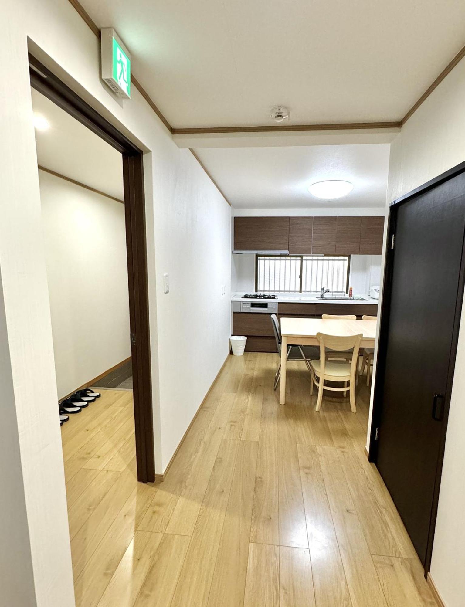 Villa 最大10名で泊まれる貸別荘日本橋駅徒歩5分黒門市場に隣接し道頓堀 难波 心斎橋徒歩圏内