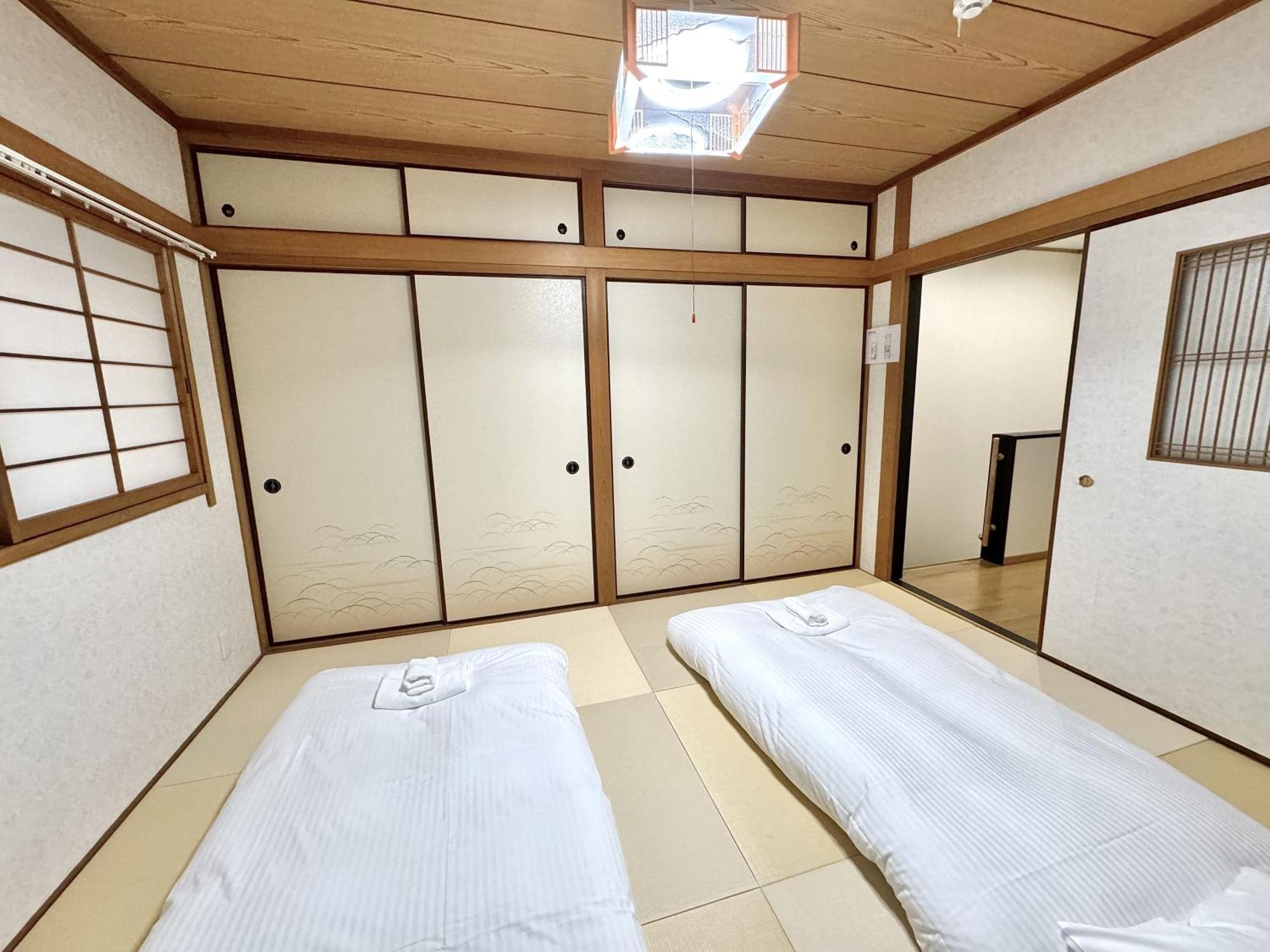 最大10名で泊まれる貸別荘日本橋駅徒歩5分黒門市場に隣接し道頓堀 难波 心斎橋徒歩圏内 Villa