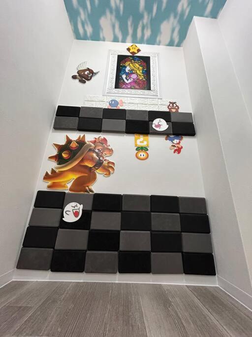 Apartment Usj駅近、難波梅田アクセス便利、ファミリー単身向け、マリオ部屋もあります！一棟貸し。 *