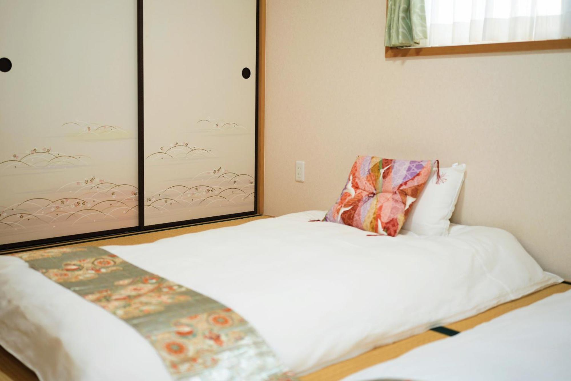 Ja Lan's Villa: Spacious 3-bedroom Near Kinjo Station * Osaka