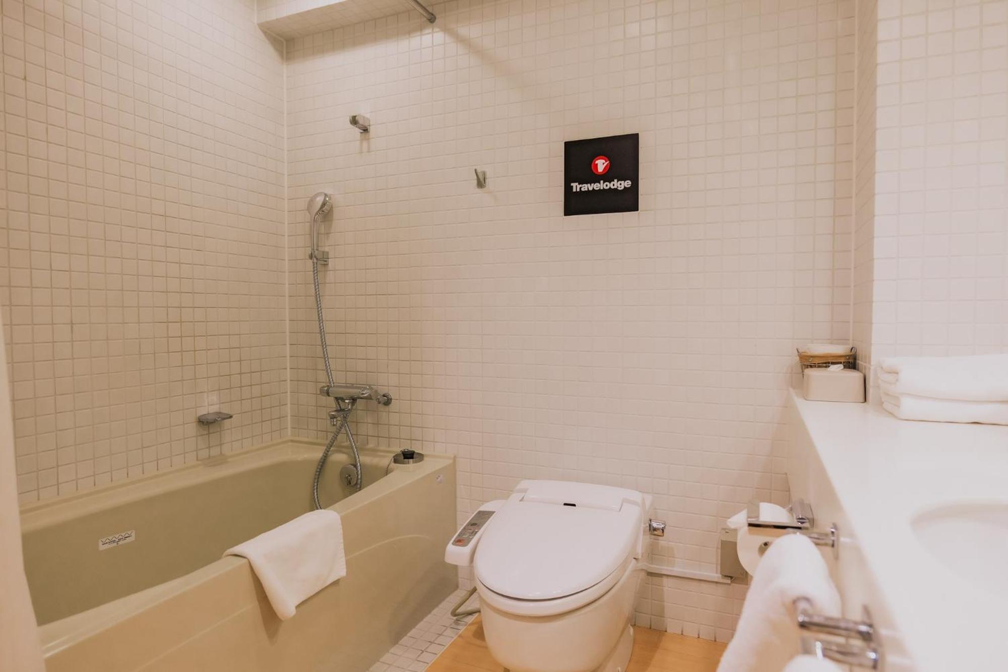 Travelodge Honmachi Hotel