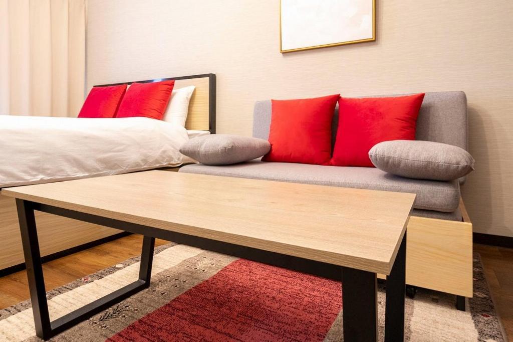 Anri Kitadume Castle Apartment