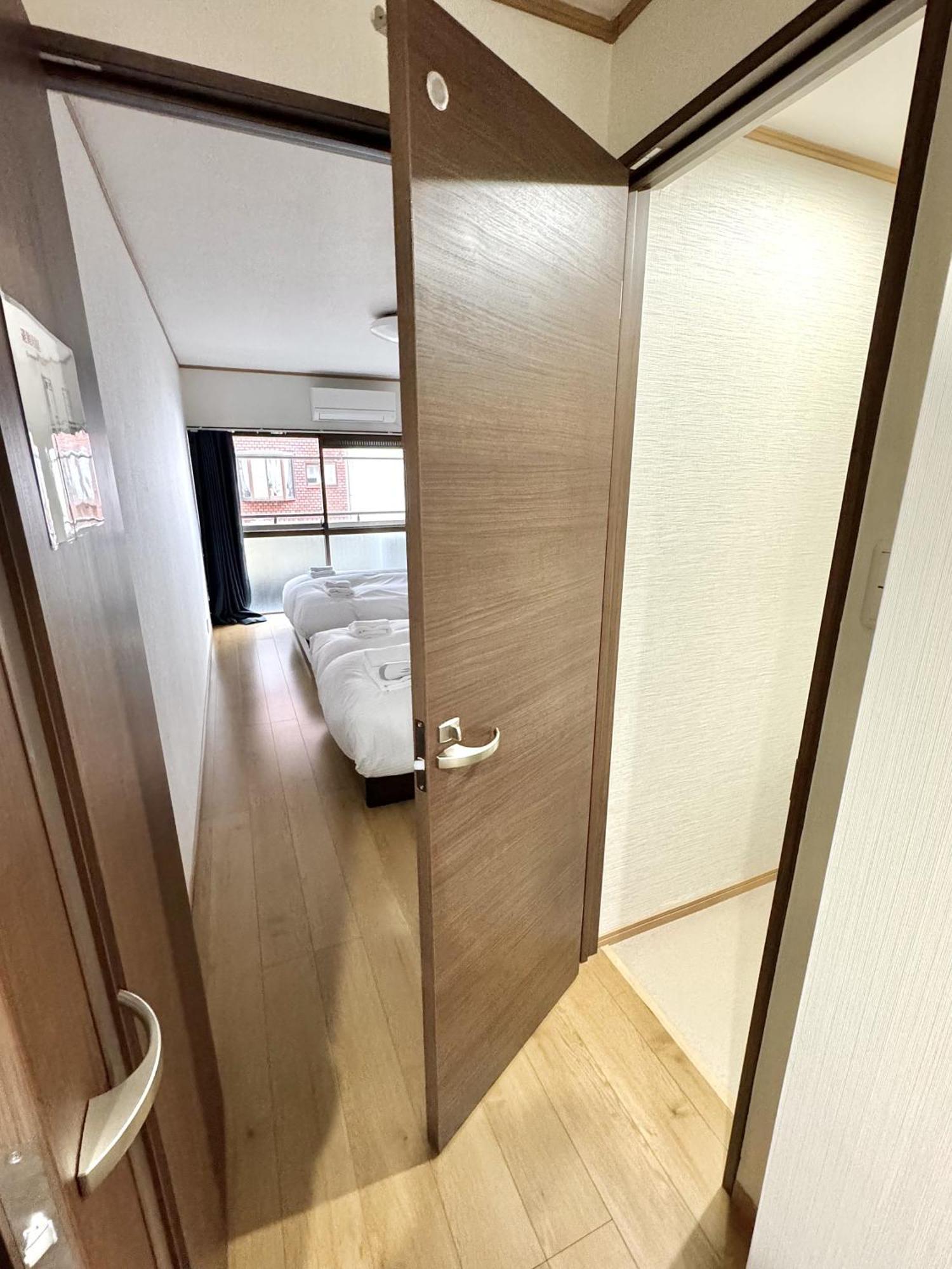 Villa 最大10名で泊まれる貸別荘日本橋駅徒歩5分黒門市場に隣接し道頓堀 难波 心斎橋徒歩圏内