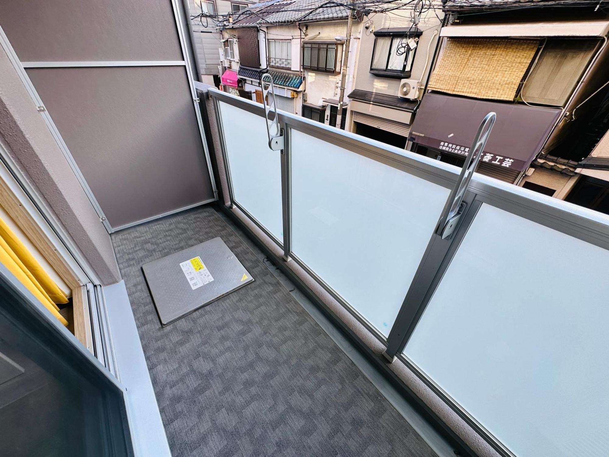 Apartment 1102黒門市場1分!道頓堀まで徒歩8分!心斎橋まで徒歩9分!関西空港とusj直行電車バスあり