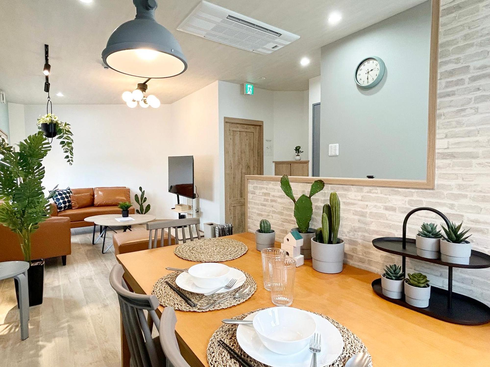 Soumato 2mins Walk To Station 4mins Nanba 25mins Usj Apartment