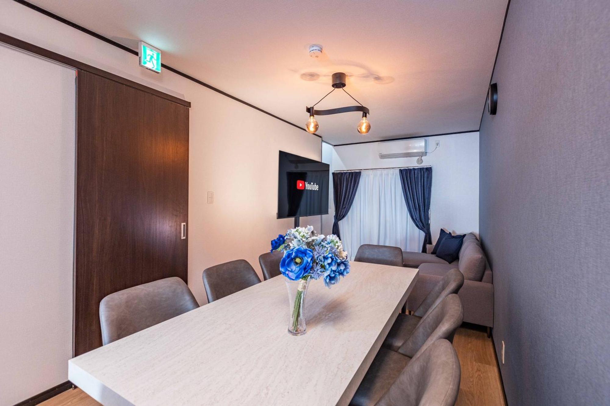 Apartment ペルレ新今宮