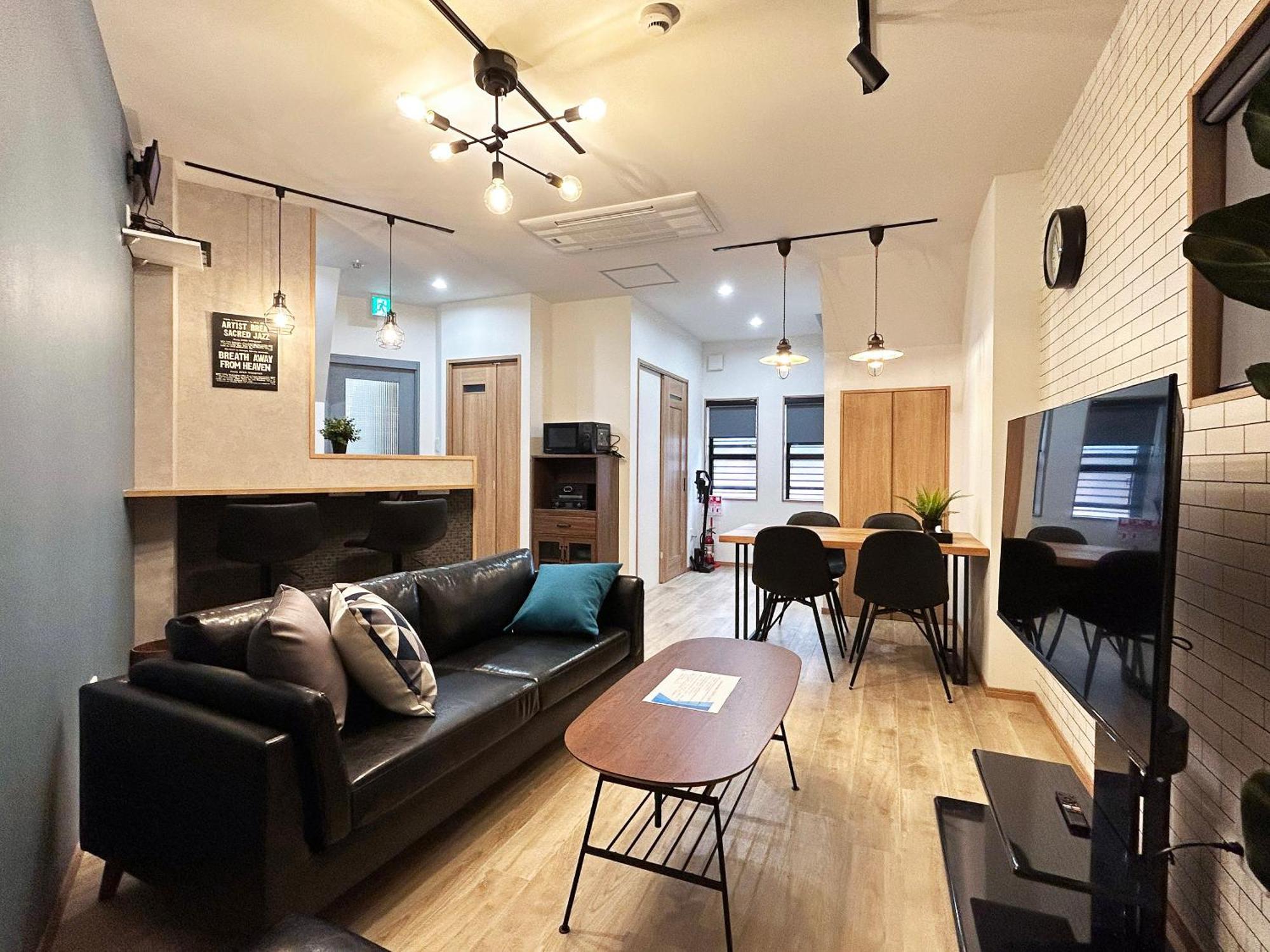 Soumato 2mins Walk To Station 4mins Nanba 25mins Usj Apartment Osaka