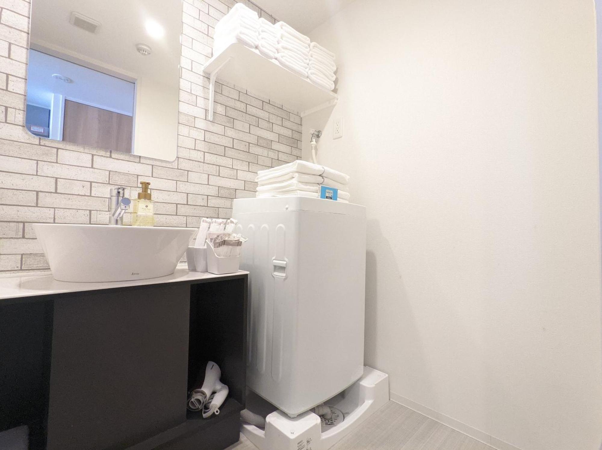 Eslead Namba South ⅲ Hotel