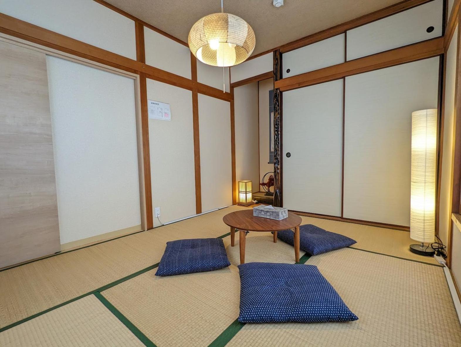 Tsukiyume - House With Parking, 10mins To Usj, Tennoji, Namba Holiday home *