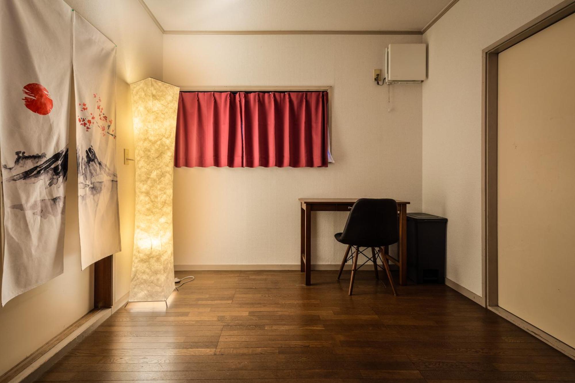 Umeda 15 Min, Airport 40 Min, Usj 30 Min, Quiet Residential Neighborhood 5ldk Japanese Style House For Groups And Families Apartment