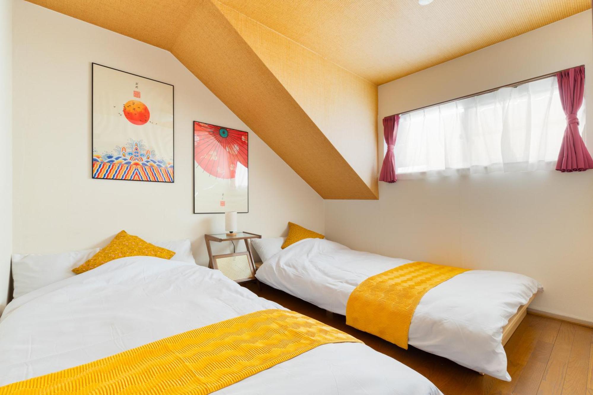 Apartment Umeda 15 Min, Airport 40 Min, Usj 30 Min, Quiet Residential Neighborhood 5ldk Japanese Style House For Groups And Families *