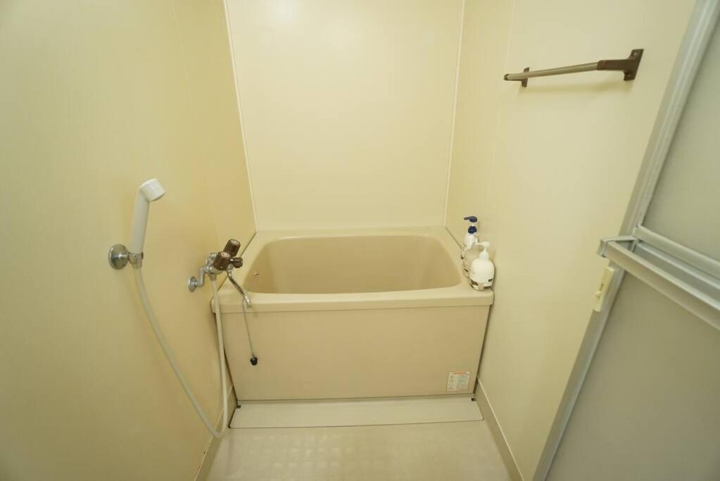 Apartment House Arita Clover 305 *