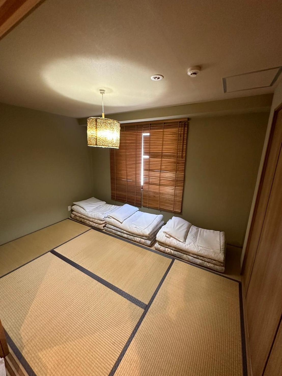 Shimanouchi Apartment *