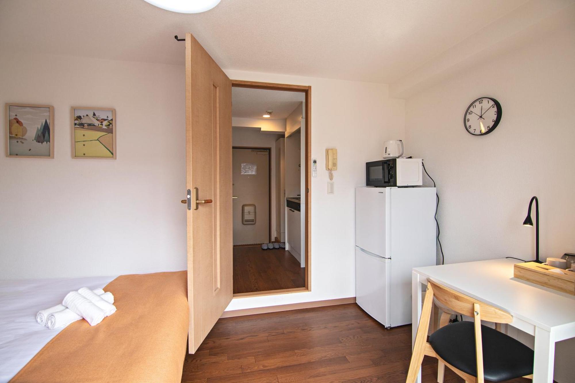 Namba 3 Min Walk From Imamiya Or Daikokucho Station Apartment